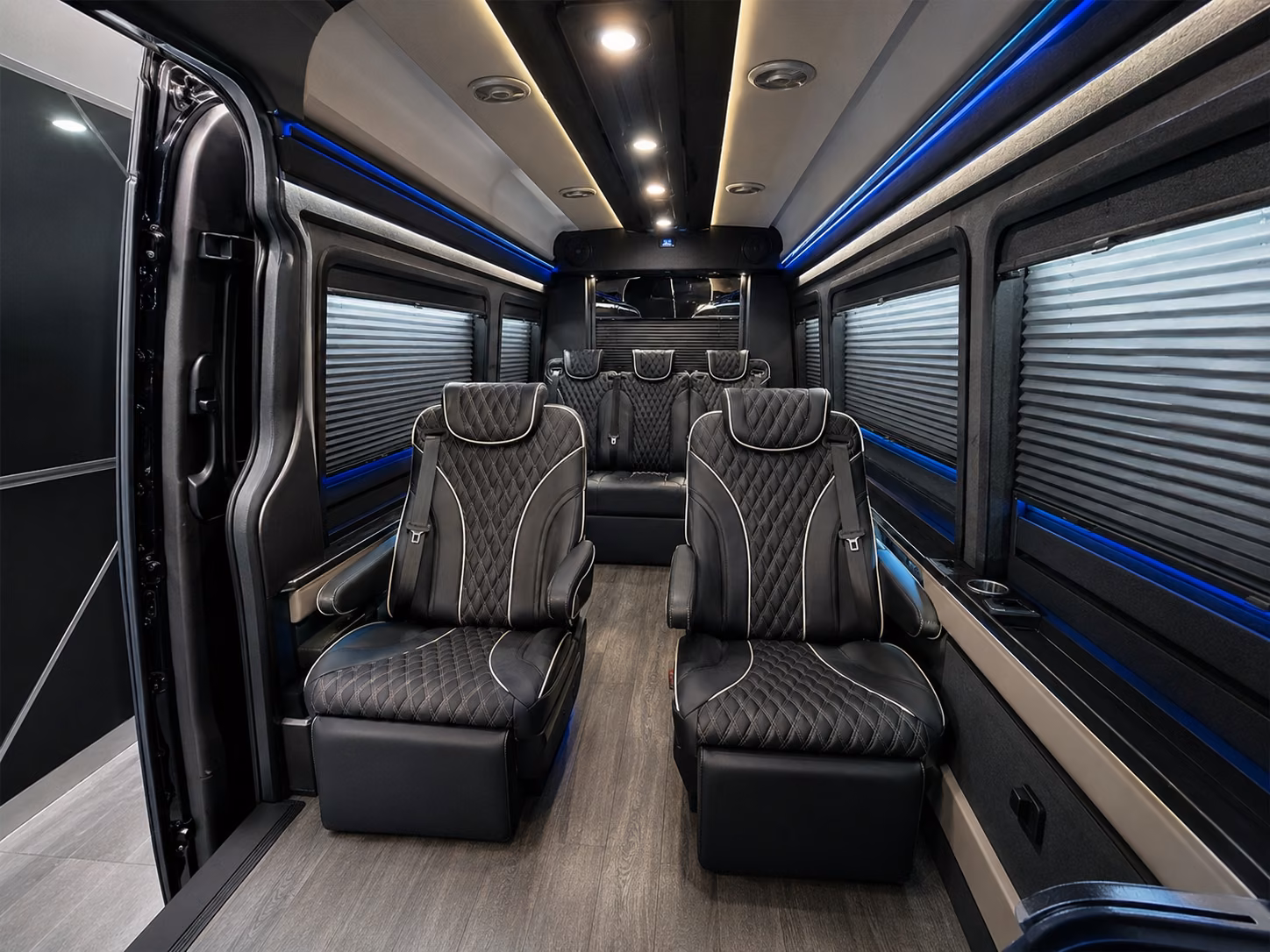 airport shuttle buses for chico state groups and campus visitors